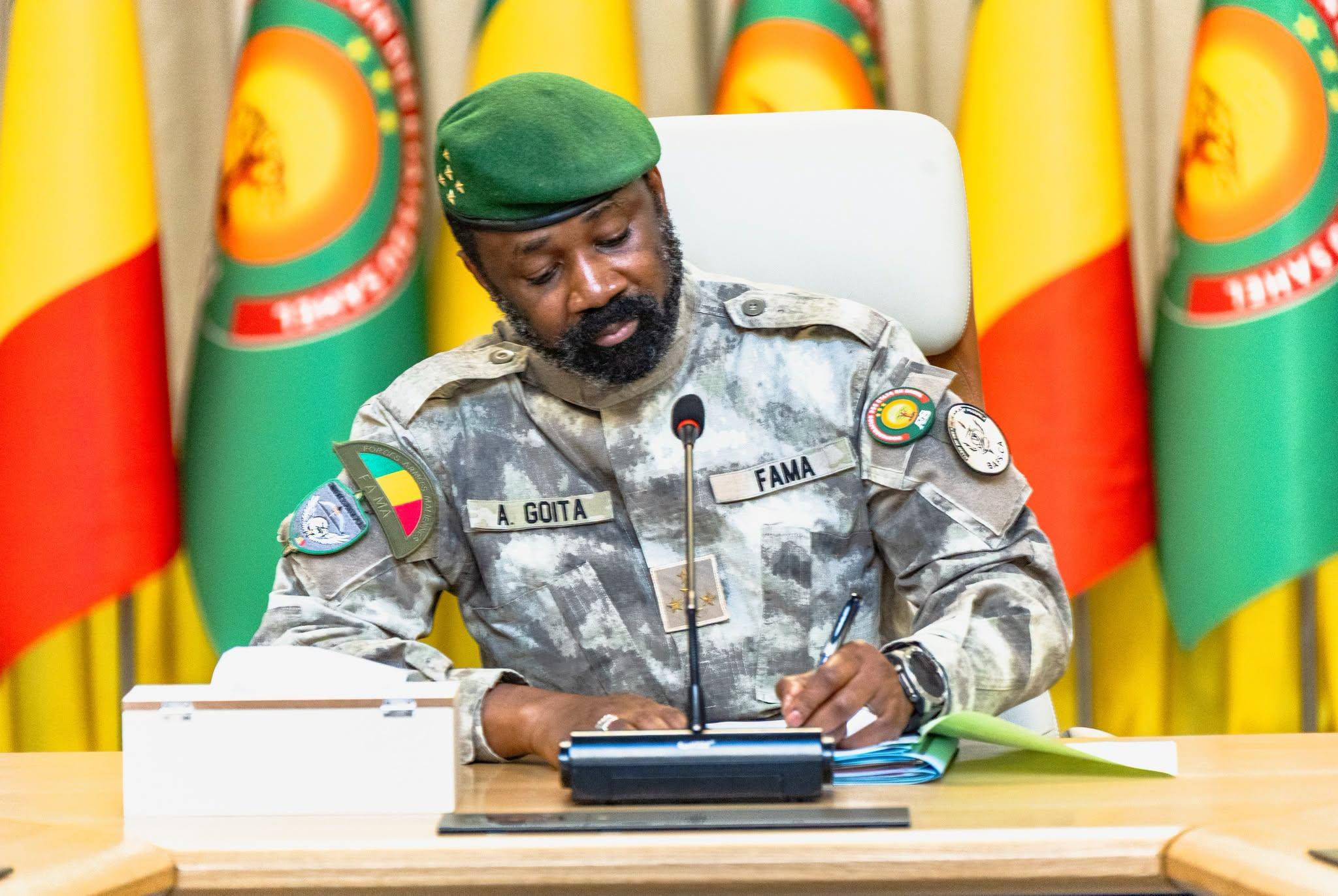 Suspension de l’étude de la Révolution française dans les programmes scolaires au Mali ? TROMPEUR