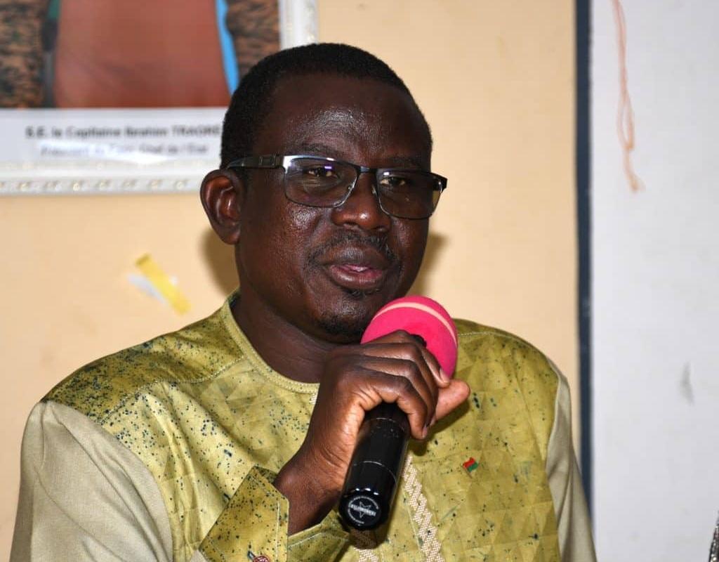 Au Burkina Faso, la "décolonisation" des manuels scolaires au service d’un récit national